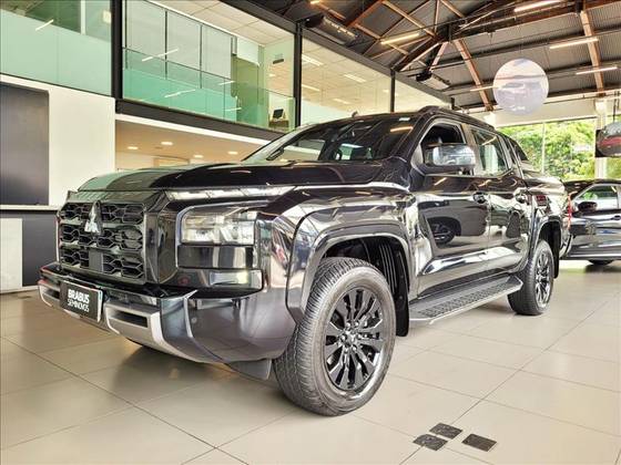 MITSUBISHI TRITON 2.4 BITURBO DIESEL CD KATANA 4X4 AUTOMÁTICO